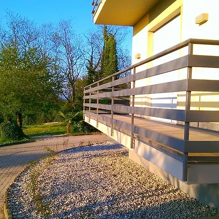 Vinago Belvedere Bed and Breakfast Mornago