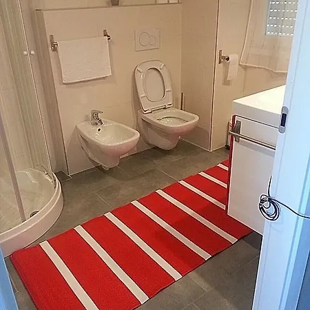 Vinago Belvedere Bed and Breakfast 3*