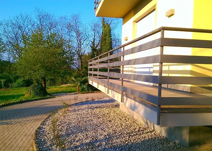 Vinago Belvedere B&B Mornago